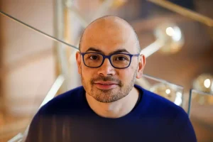 Imagem relacionada a Chefe de IA do Google reforça percepção de usuários e afirma que Gemini já supera o ChatGPT