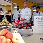 Imagem relacionada a Google diminui mimos aos funcionários em meio a corte de custos