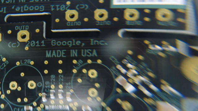 Imagem relacionada a Wired desmonta Nexus Q e mostra suas entranhas