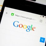 Imagem relacionada a Internet em dispositivos móveis ultrapassou desktops pela primeira vez em todo o mundo