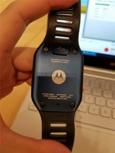 Imagem relacionada a Motorola trabalhou em relógios quadrados antes do Moto 360