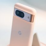 Imagem relacionada a Design integrado: Google levou em conta o uso de capas na criação do Pixel 8