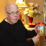 Imagem relacionada a Morreu o inventor do GIF Stephen Wilhite