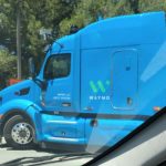 Imagem relacionada a Caminhão autônomo da Waymo é flagrado nos EUA